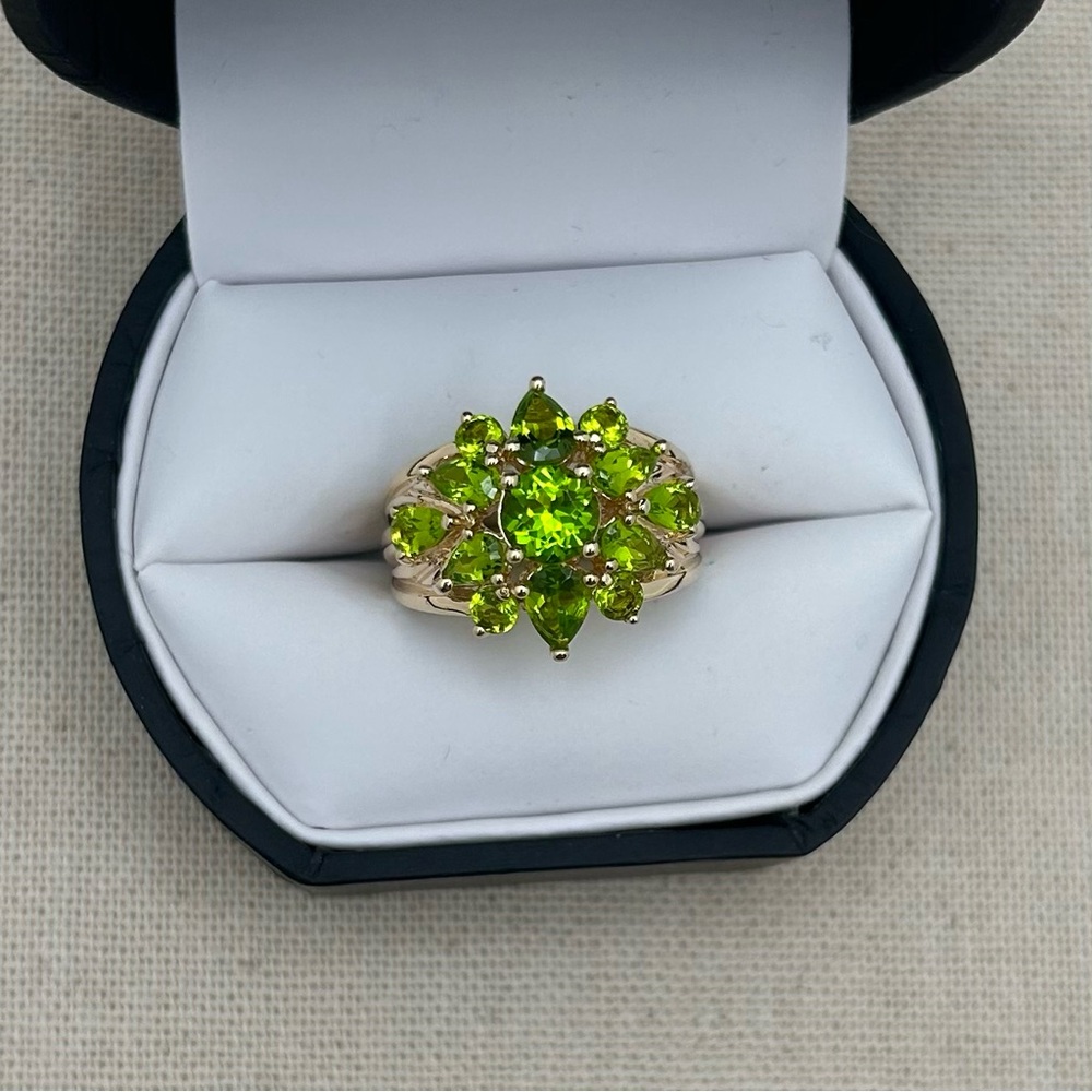 Vintage 925 Sterling Silver with Gold Wash Green Gemstone Cluster Ring size 6.75